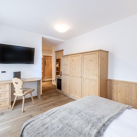 Hotel Arkadia - "Adults Only" كورفارا إنْ بادِيا المظهر الخارجي الصورة