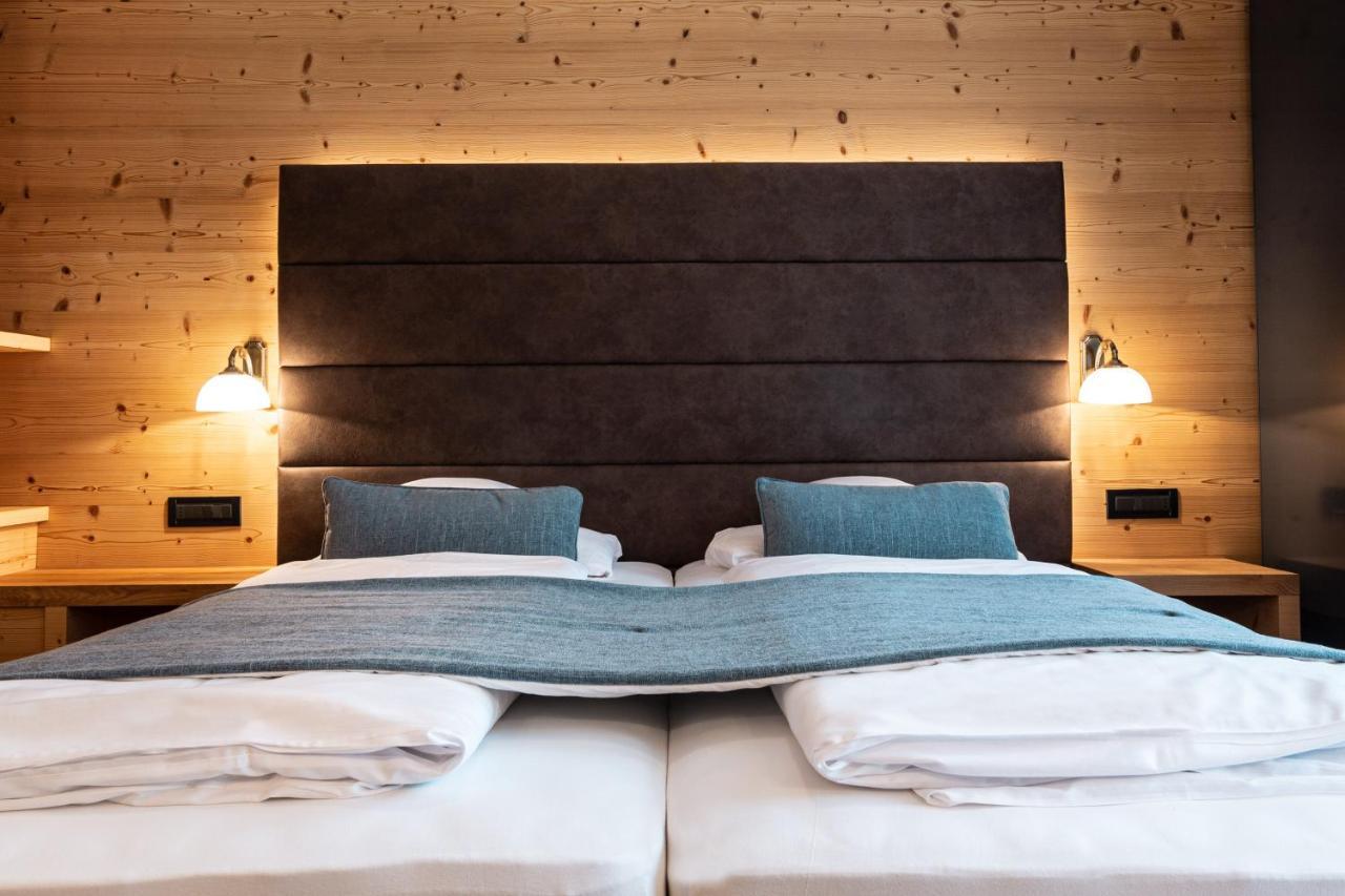 Hotel Arkadia - "Adults Only" كورفارا إنْ بادِيا المظهر الخارجي الصورة