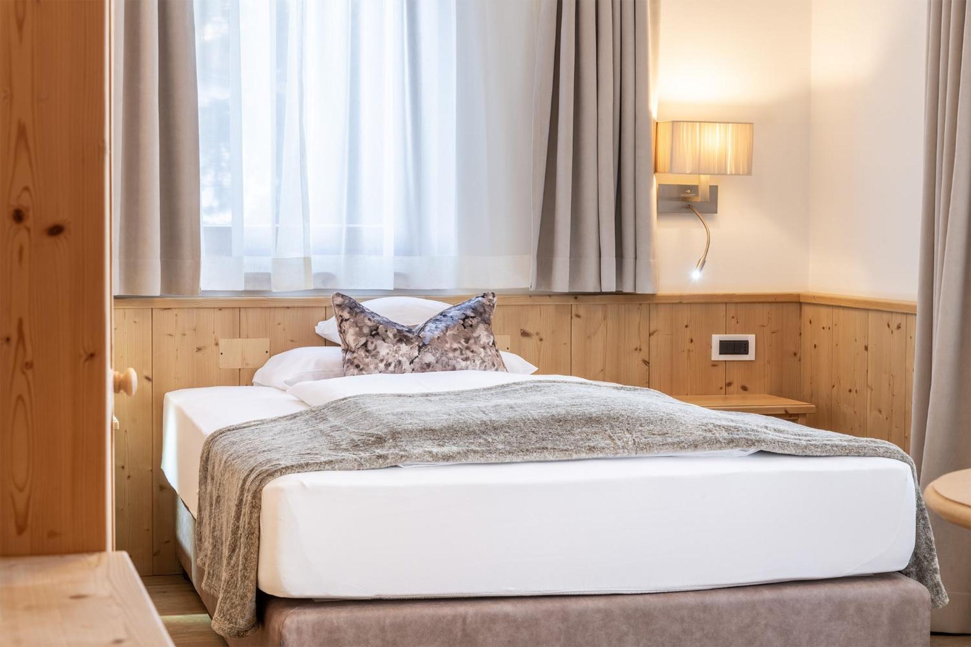 Hotel Arkadia - "Adults Only" كورفارا إنْ بادِيا المظهر الخارجي الصورة