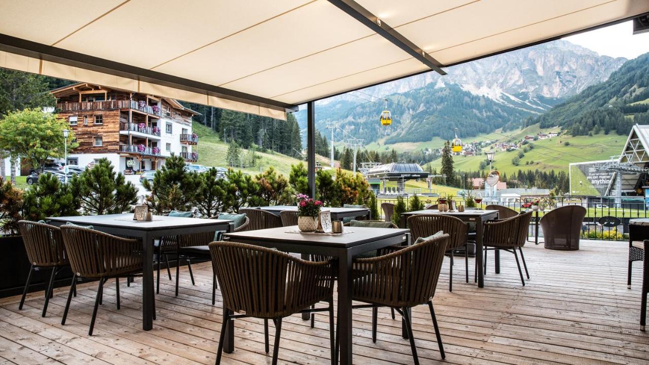 Hotel Arkadia - "Adults Only" كورفارا إنْ بادِيا المظهر الخارجي الصورة